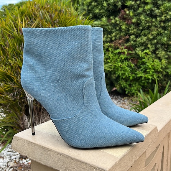 Liliana Shoes - Liliana Pointed Toe Denim Boot